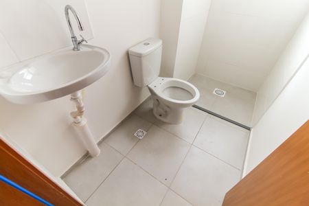 Apartamento para alugar com 43m², 2 quartos e 1 vaga Apartamento para alugar com 43m², 2 quartos e 1 vagaBanheiro