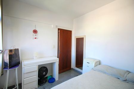Apartamento à venda com 70m², 2 quartos e 1 vagaQuarto 2