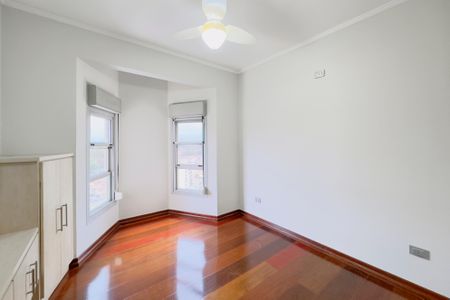 Apartamento para alugar com 350m², 3 quartos e 3 vagas Apartamento para alugar com 350m², 3 quartos e 3 vagasQuarto 2
