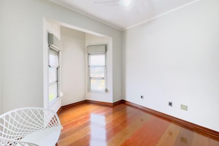 Apartamento para alugar com 350m², 3 quartos e 3 vagas Apartamento para alugar com 350m², 3 quartos e 3 vagasQuarto 1