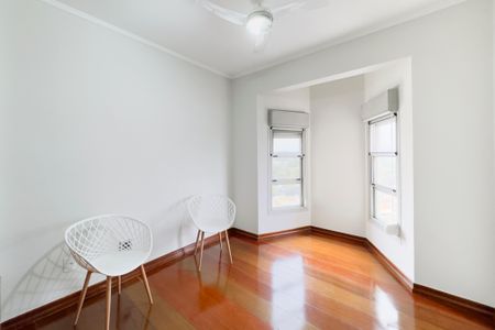 Apartamento para alugar com 350m², 3 quartos e 3 vagas Apartamento para alugar com 350m², 3 quartos e 3 vagasQuarto 1