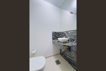 Apartamento para alugar com 350m², 3 quartos e 3 vagas Apartamento para alugar com 350m², 3 quartos e 3 vagasSala