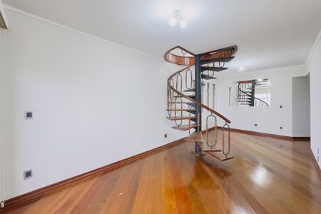 Apartamento para alugar com 350m², 3 quartos e 3 vagas Apartamento para alugar com 350m², 3 quartos e 3 vagasSala