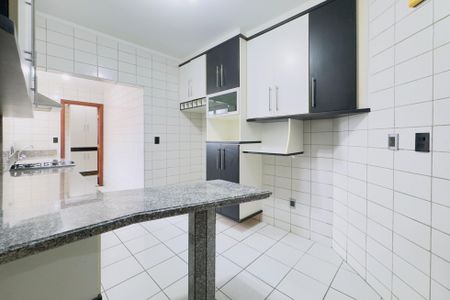 Apartamento para alugar com 350m², 3 quartos e 3 vagas Apartamento para alugar com 350m², 3 quartos e 3 vagasCozinha / Lavanderia