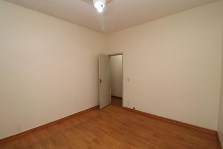 Apartamento à venda com 90m², 3 quartos e 1 vagaQuarto 2