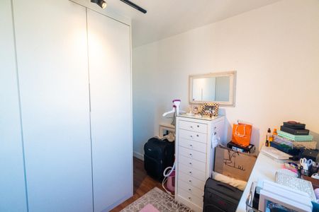 Apartamento à venda com 87m², 3 quartos e 2 vagasQuarto 2