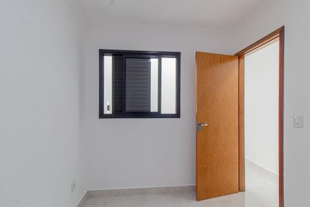 Casa à venda com 170m², 3 quartos e 2 vagas Casa à venda com 170m², 3 quartos e 2 vagasQuarto