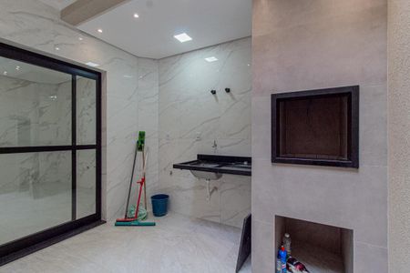 Casa à venda com 170m², 3 quartos e 2 vagas Casa à venda com 170m², 3 quartos e 2 vagasÁrea de lazer