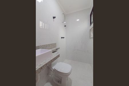 Casa à venda com 170m², 3 quartos e 2 vagas Casa à venda com 170m², 3 quartos e 2 vagasBanheiro Suite 1