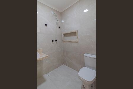 Casa à venda com 170m², 3 quartos e 2 vagas Casa à venda com 170m², 3 quartos e 2 vagasBanheiro da Suíte 2