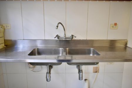 Casa à venda com 160m², 2 quartos e 2 vagasCozinha