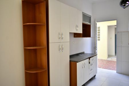 Casa à venda com 160m², 2 quartos e 2 vagasCozinha