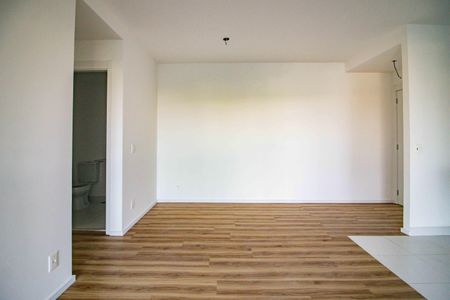 Apartamento à venda com 73m², 2 quartos e 1 vaga Apartamento à venda com 73m², 2 quartos e 1 vagaSala