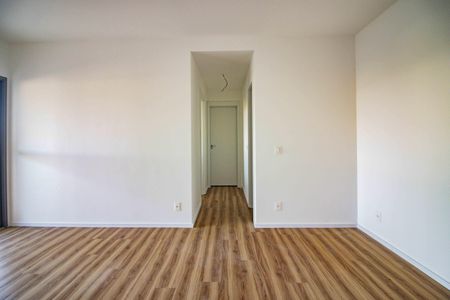 Apartamento à venda com 73m², 2 quartos e 1 vaga Apartamento à venda com 73m², 2 quartos e 1 vagaSala