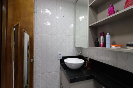 Apartamento à venda com 50m², 2 quartos e 2 vagasBanheiro