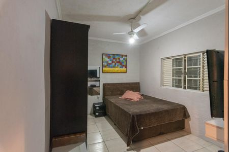 Casa à venda com 232m², 3 quartos e 2 vagas Casa à venda com 232m², 3 quartos e 2 vagasQuarto 1