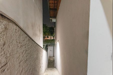 Casa à venda com 232m², 3 quartos e 2 vagas Casa à venda com 232m², 3 quartos e 2 vagasCorredor