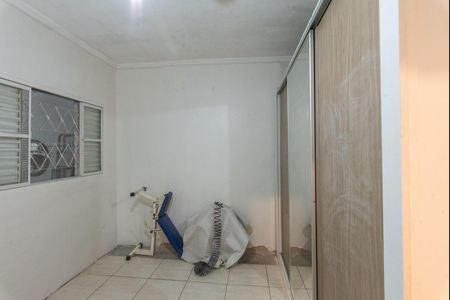 Casa à venda com 232m², 3 quartos e 2 vagas Casa à venda com 232m², 3 quartos e 2 vagasQuarto 2