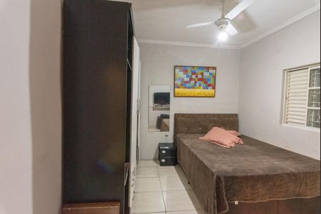 Casa à venda com 232m², 3 quartos e 2 vagas Casa à venda com 232m², 3 quartos e 2 vagasQuarto 1