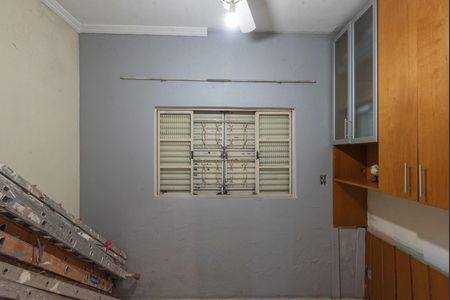 Casa à venda com 232m², 3 quartos e 2 vagas Casa à venda com 232m², 3 quartos e 2 vagasQuarto 3