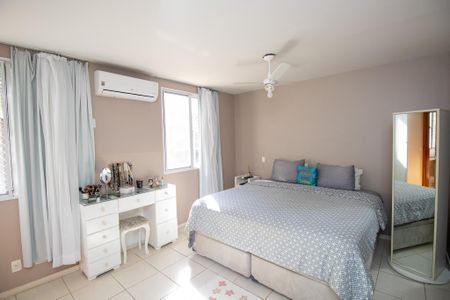 Casa de condomínio à venda com 836m², 4 quartos e 4 vagasSuíte 3