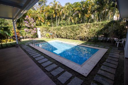 Casa de condomínio à venda com 836m², 4 quartos e 4 vagasPiscina