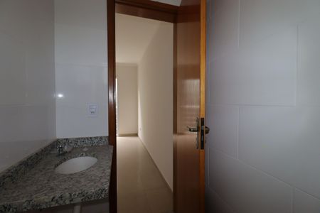 Apartamento à venda com 100m², 2 quartos e 2 vagasBanheiro da Suíte