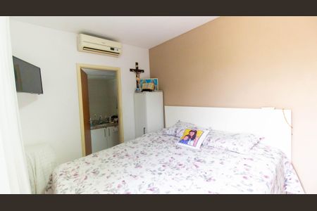 Apartamento à venda com 80m², 3 quartos e 1 vaga Apartamento à venda com 80m², 3 quartos e 1 vagaSuíte