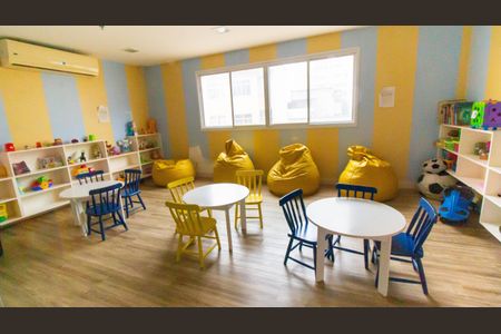 Apartamento à venda com 80m², 3 quartos e 1 vaga Apartamento à venda com 80m², 3 quartos e 1 vagaÁrea comum