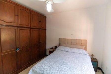 Casa à venda com 284m², 3 quartos e 2 vagas Casa à venda com 284m², 3 quartos e 2 vagasQuarto 2