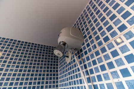 Casa à venda com 284m², 3 quartos e 2 vagas Casa à venda com 284m², 3 quartos e 2 vagasBanheiro da Suíte