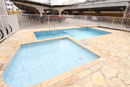 Apartamento para alugar com 64m², 3 quartos e 1 vagaÁrea comum