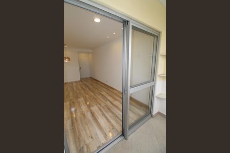 Apartamento para alugar com 64m², 3 quartos e 1 vagaVaranda