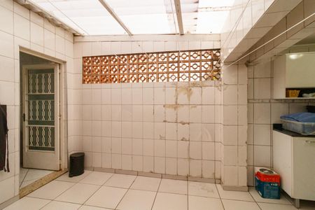 Casa à venda com 71m², 2 quartos e 1 vaga Casa à venda com 71m², 2 quartos e 1 vagaQuintal