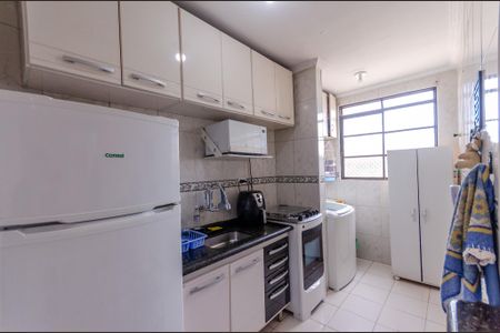 Apartamento à venda com 47m², 2 quartos e 1 vaga Apartamento à venda com 47m², 2 quartos e 1 vagaCozinha