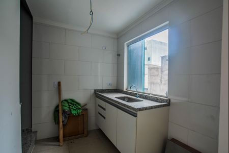 Apartamento à venda com 100m², 2 quartos e 2 vagasCozinha