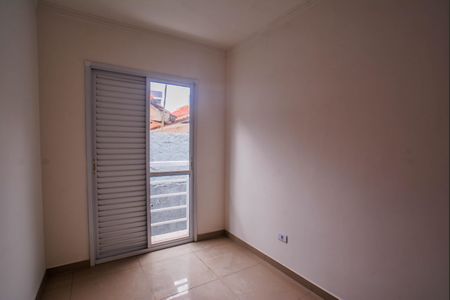 Apartamento à venda com 100m², 2 quartos e 2 vagasQuarto 