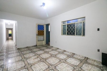 Casa para alugar com 100m², 3 quartos e sem vaga Casa para alugar com 100m², 3 quartos e sem vagaSala