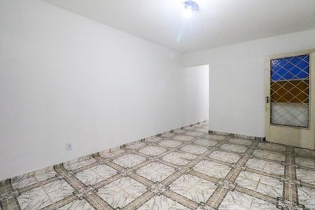 Casa para alugar com 100m², 3 quartos e sem vaga Casa para alugar com 100m², 3 quartos e sem vagaSala