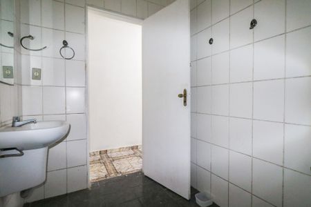 Casa para alugar com 100m², 3 quartos e sem vaga Casa para alugar com 100m², 3 quartos e sem vagaBanheiro