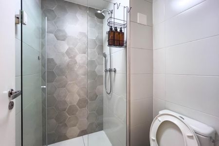 Banheiro de apartamento para alugar com 1 quarto, 25m² em Vila Mariana, São Paulo