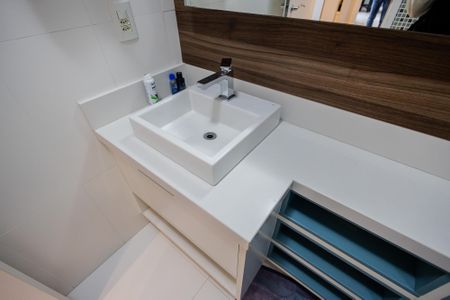 Apartamento à venda com 75m², 1 quarto e 2 vagasBanheiro da Suíte