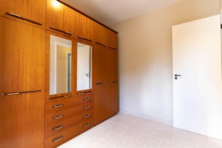Apartamento à venda com 58m², 3 quartos e 1 vagaQuarto 2