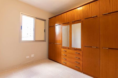 Apartamento à venda com 58m², 3 quartos e 1 vagaQuarto 2