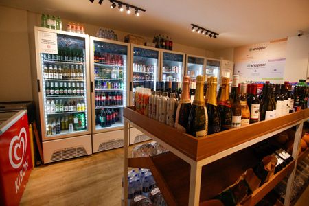 Apartamento à venda com 111m², 1 quarto e 2 vagasMercado