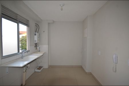 Apartamento para alugar com 43m², 2 quartos e 1 vagaCozinha e Área de Serviço