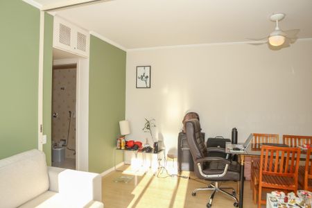 Apartamento à venda com 56m², 1 quarto e 1 vagaSala