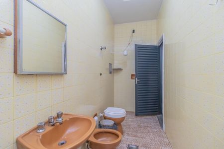 Casa à venda com 300m², 2 quartos e 4 vagas