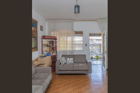 Casa à venda com 300m², 2 quartos e 4 vagas