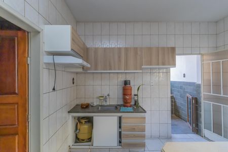 Casa à venda com 300m², 2 quartos e 4 vagas